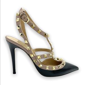 Valentino Rockstud Accents Leather Pumps